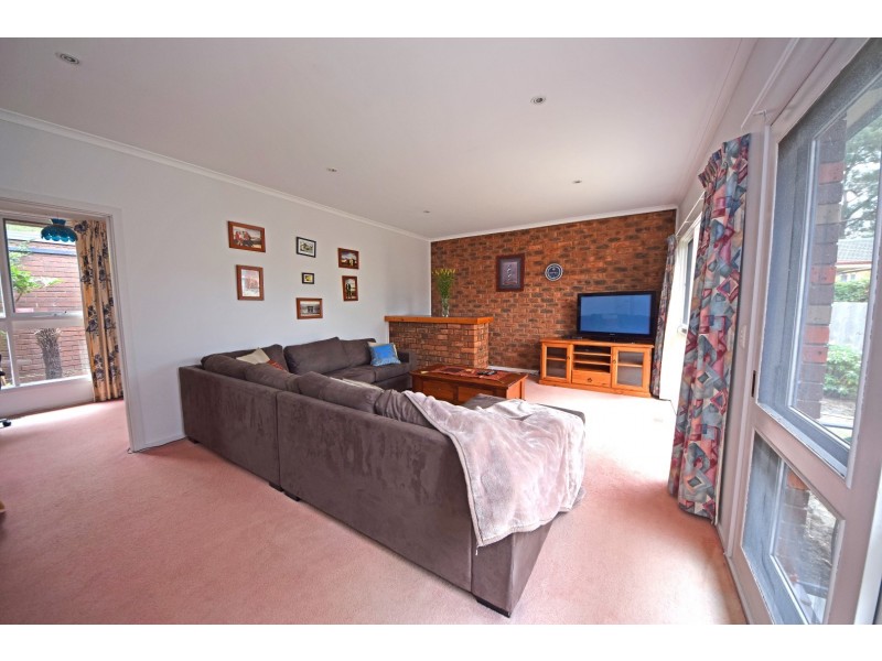 7 Petronella Avenue, Wheelers Hill VIC 3150