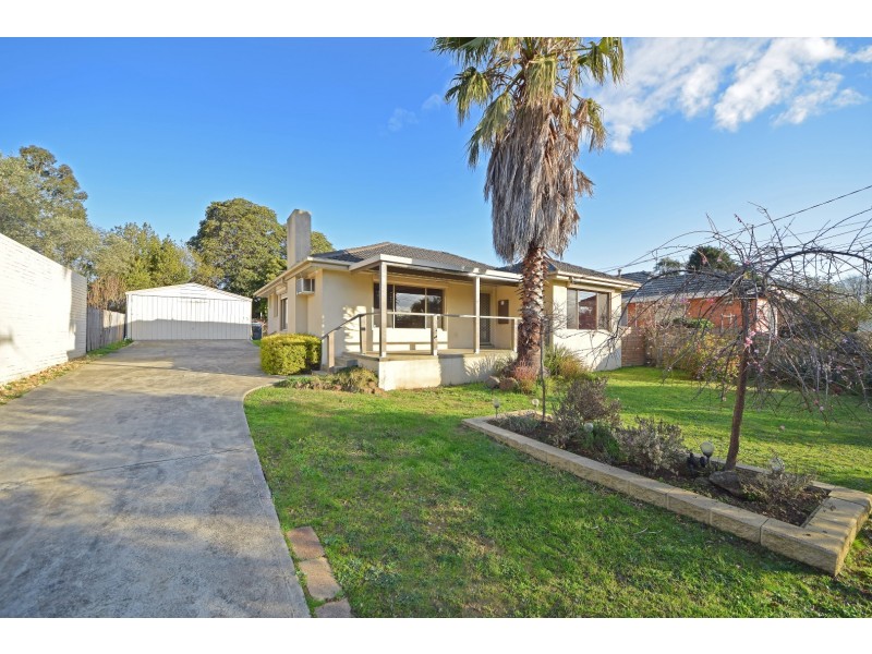 10 Ernest Street, Bayswater VIC 3153