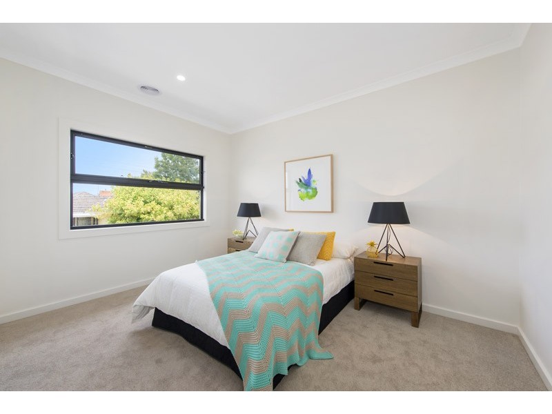 40 Yorkshire Street, Blackburn North VIC 3130