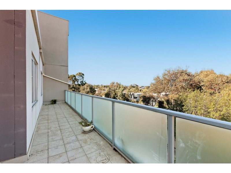 17/213 Normanby Road, Notting Hill VIC 3168