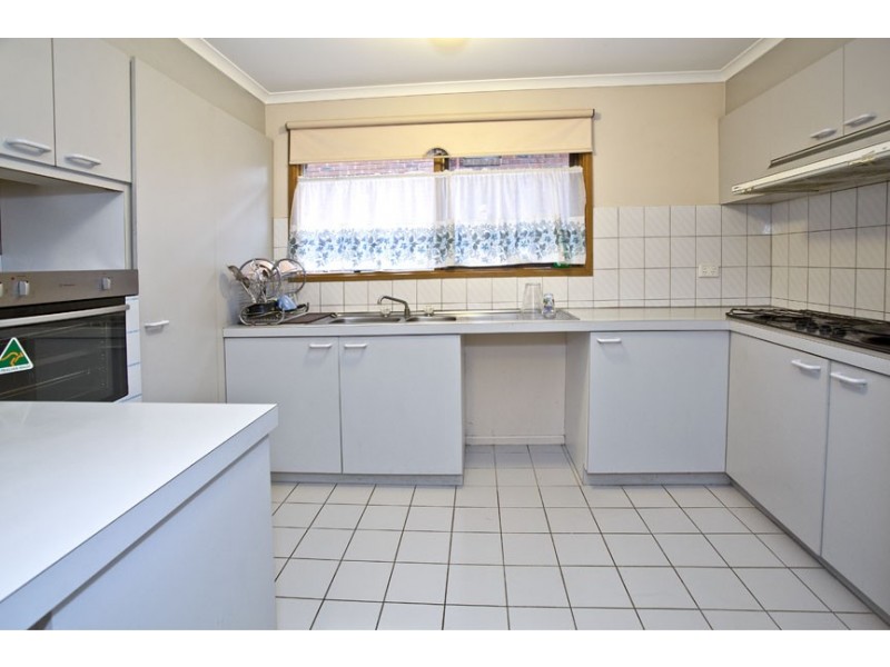 2/72 Leicester Avenue, Glen Waverley VIC 3150