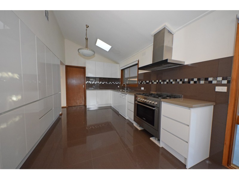 7 Joyce Avenue, Glen Waverley VIC 3150