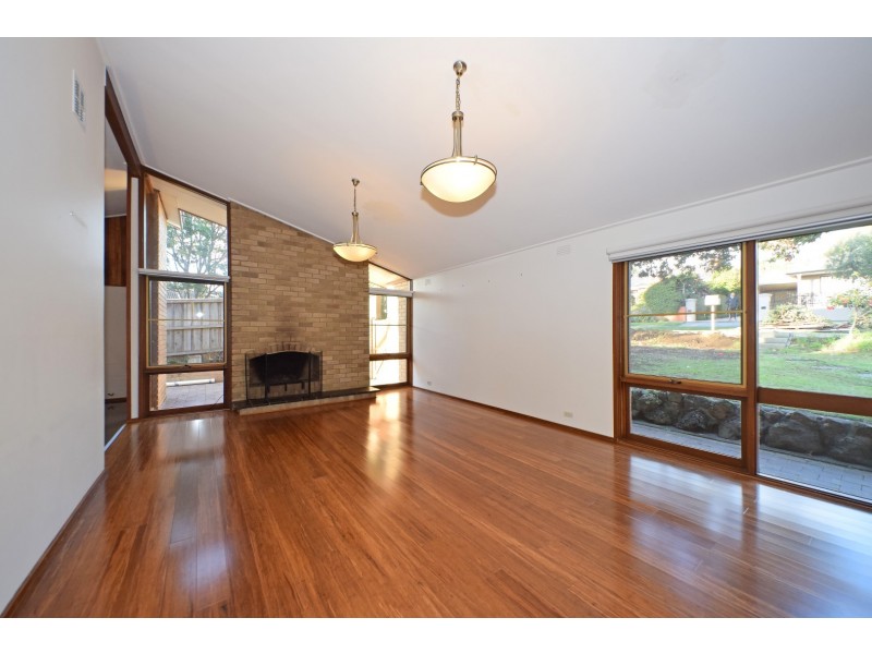 7 Joyce Avenue, Glen Waverley VIC 3150