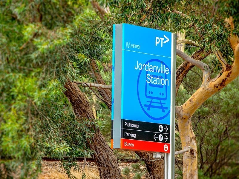 33 Carrol Grove, Mount Waverley VIC 3149