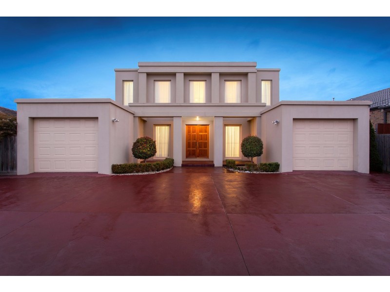 11 Angus Drive, Glen Waverley VIC 3150