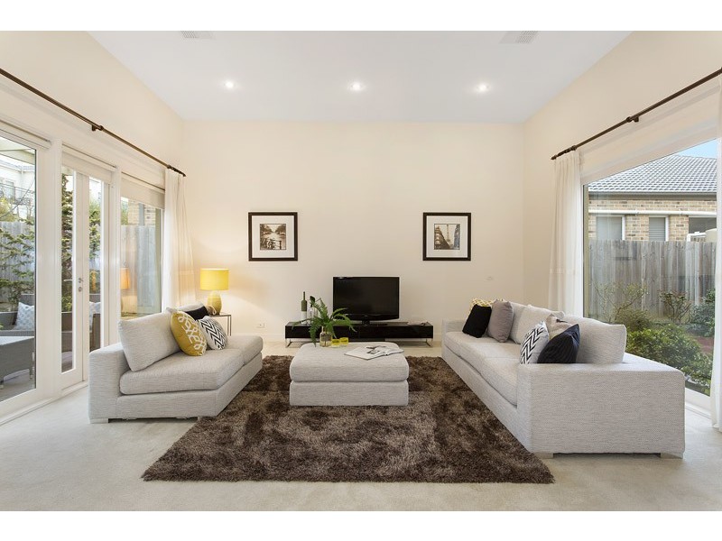 11 Angus Drive, Glen Waverley VIC 3150