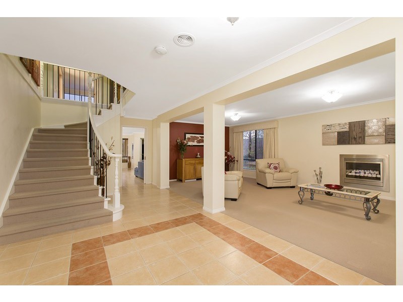 6 Champion Court, Lysterfield VIC 3156