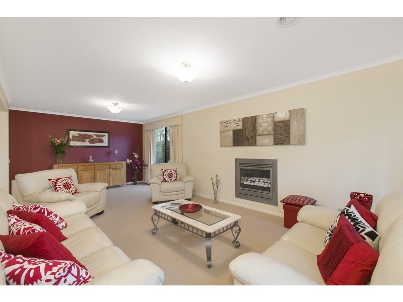 6 Champion Court, Lysterfield VIC 3156