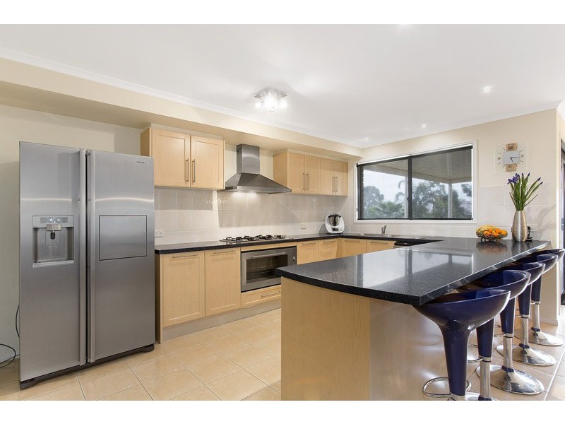 6 Champion Court, Lysterfield VIC 3156