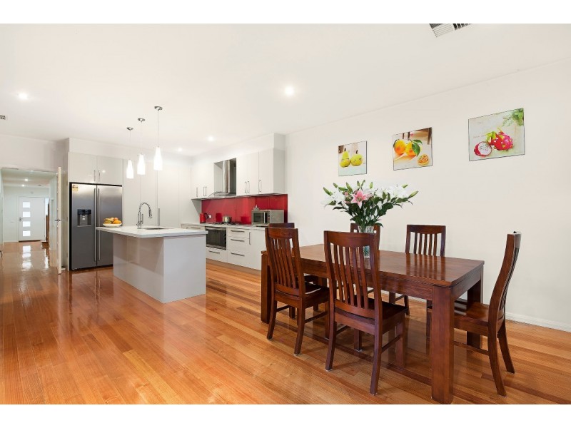 16A Illuka Crescent, Mount Waverley VIC 3149