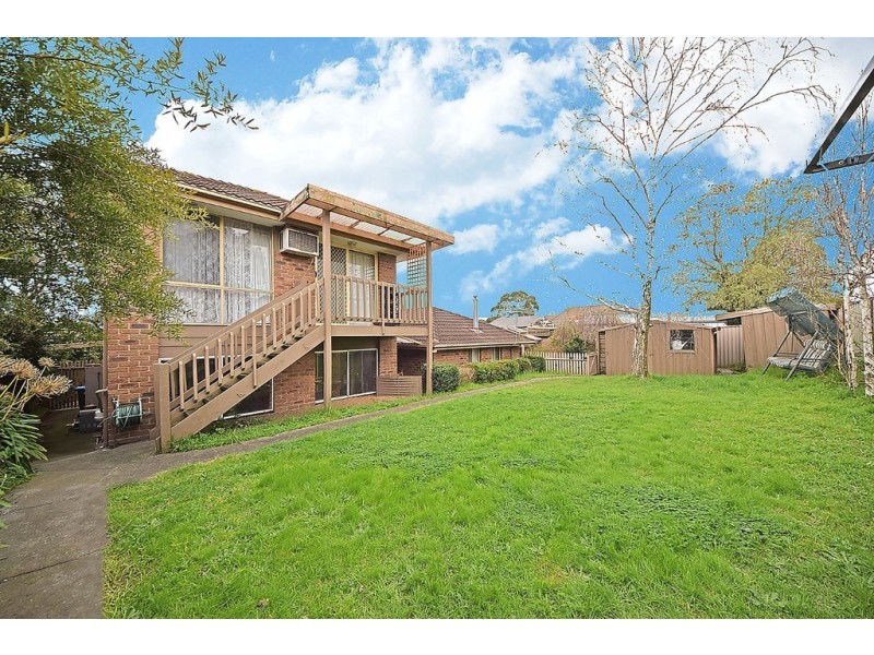 85 Kennington Park Drive, Endeavour Hills VIC 3802