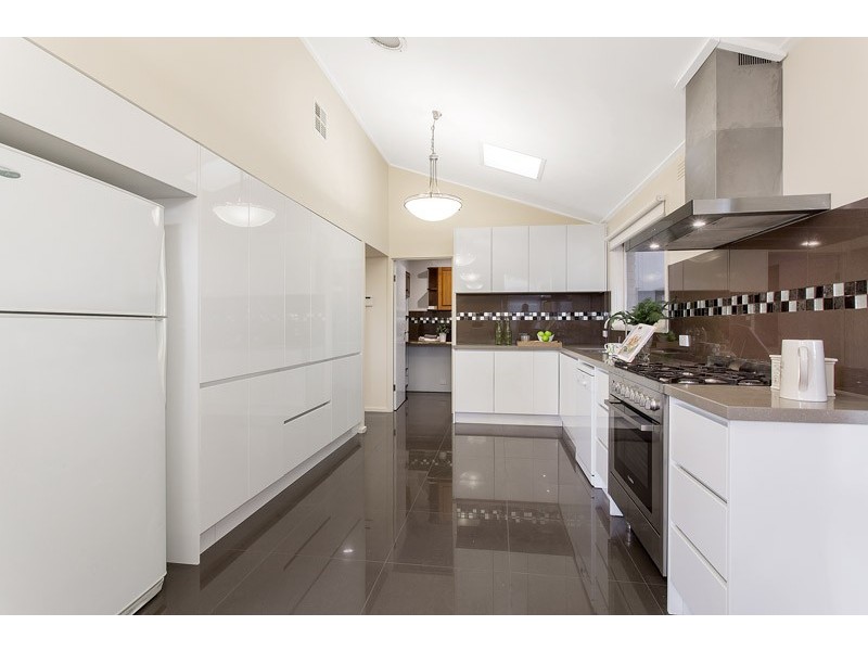 7 Joyce Avenue, Glen Waverley VIC 3150