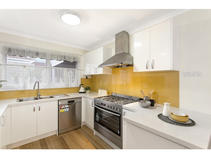 2/577 High Street Road, Mount Waverley VIC 3149