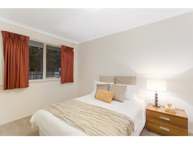 2/577 High Street Road, Mount Waverley VIC 3149