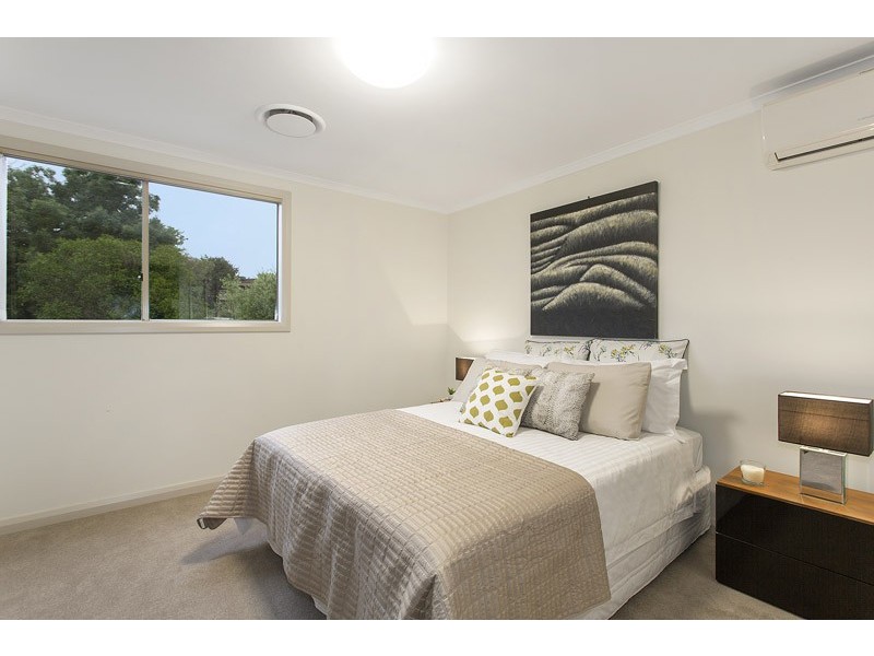 1/34 Charlotte Street, Glen Waverley VIC 3150