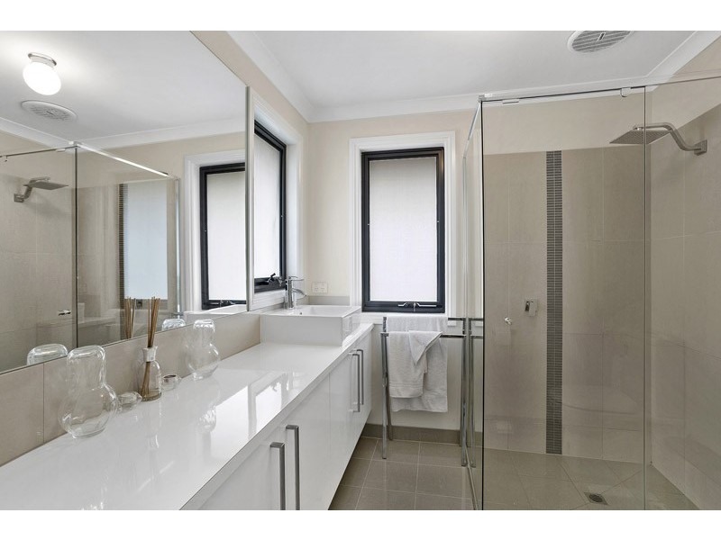 1/306 Canterbury Road, Bayswater North VIC 3153