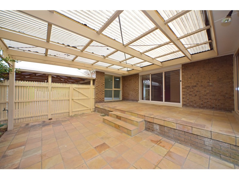 12 Burke Road, Ferntree Gully VIC 3156