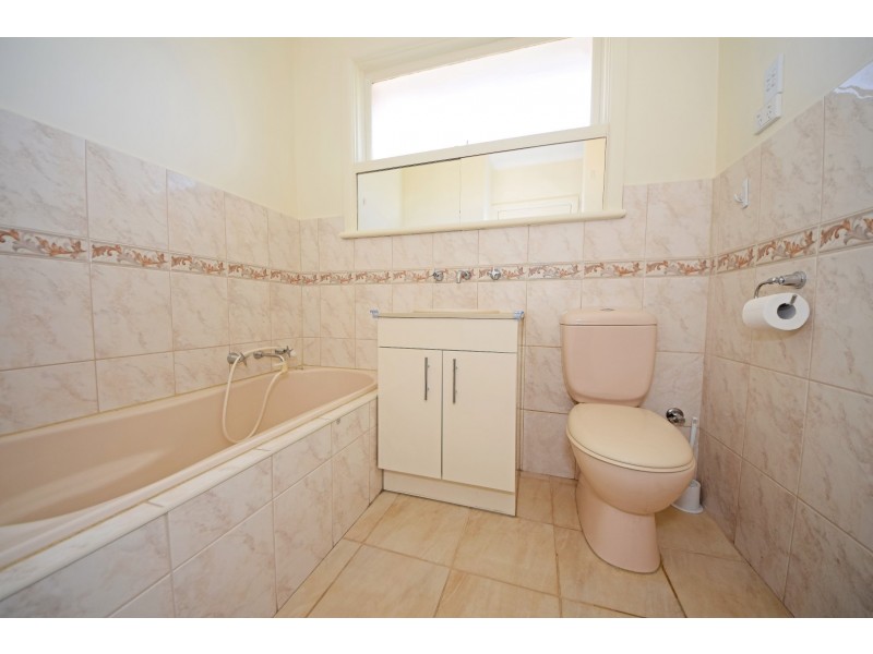 41 Hampstead Crescent, Glen Waverley VIC 3150