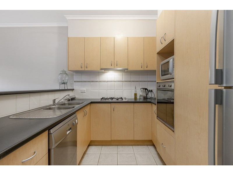 51 St Laurent Rise, Knoxfield VIC 3180