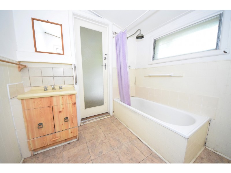 241-243 Lawrence Road, Mount Waverley VIC 3149
