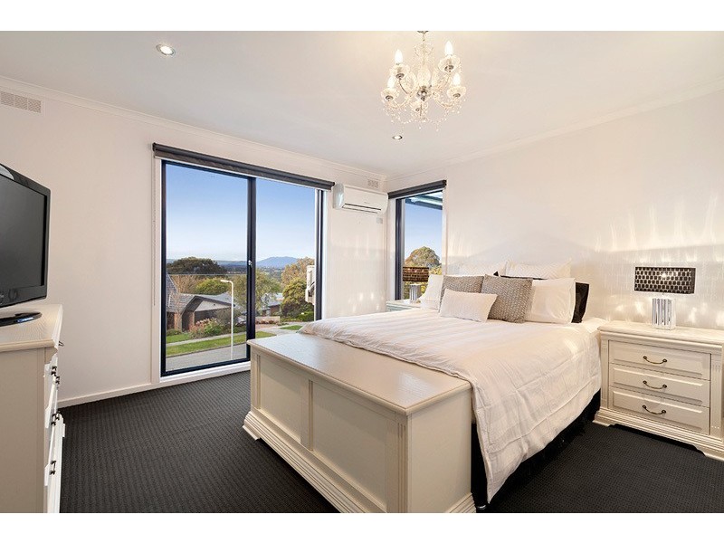 30 Alex Avenue, Wheelers Hill VIC 3150