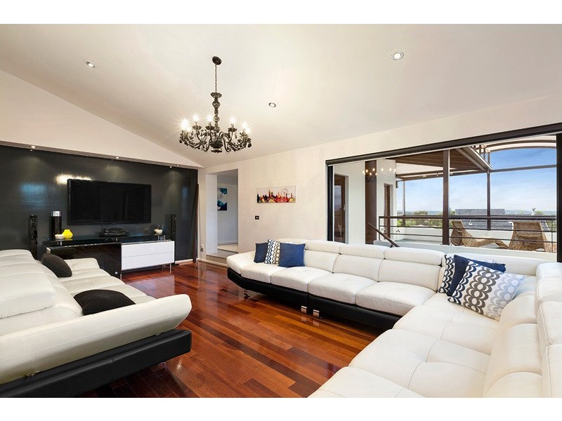 30 Alex Avenue, Wheelers Hill VIC 3150