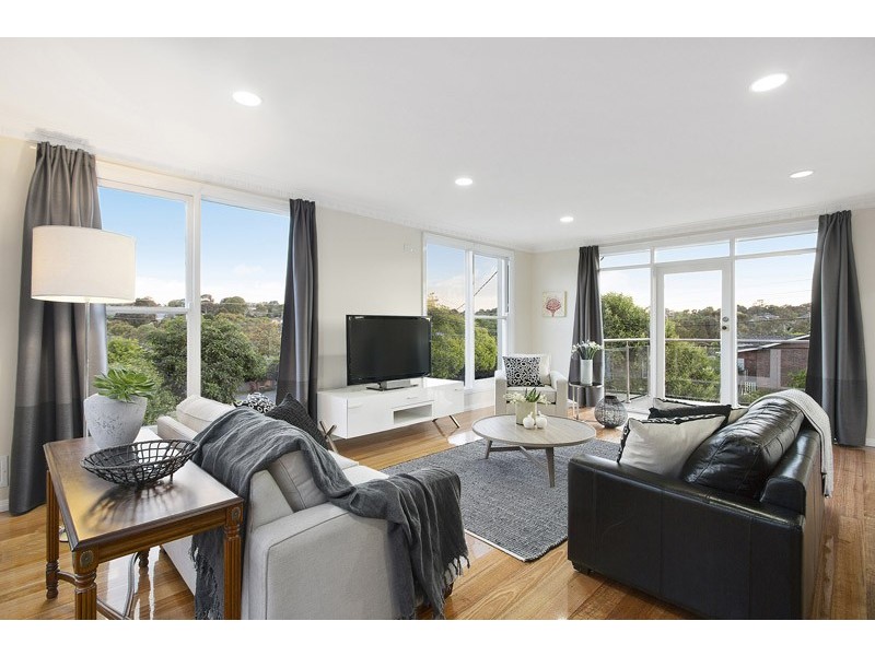23 Nethercote Drive, Mount Waverley VIC 3149