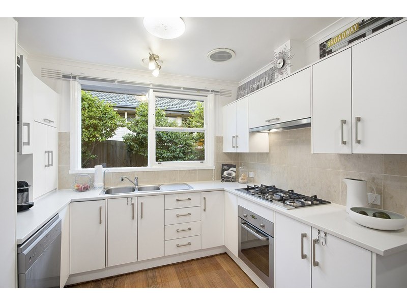 23 Nethercote Drive, Mount Waverley VIC 3149