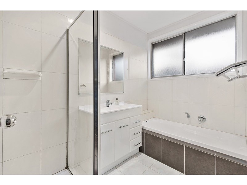 19 Tamala Avenue, Notting Hill VIC 3168