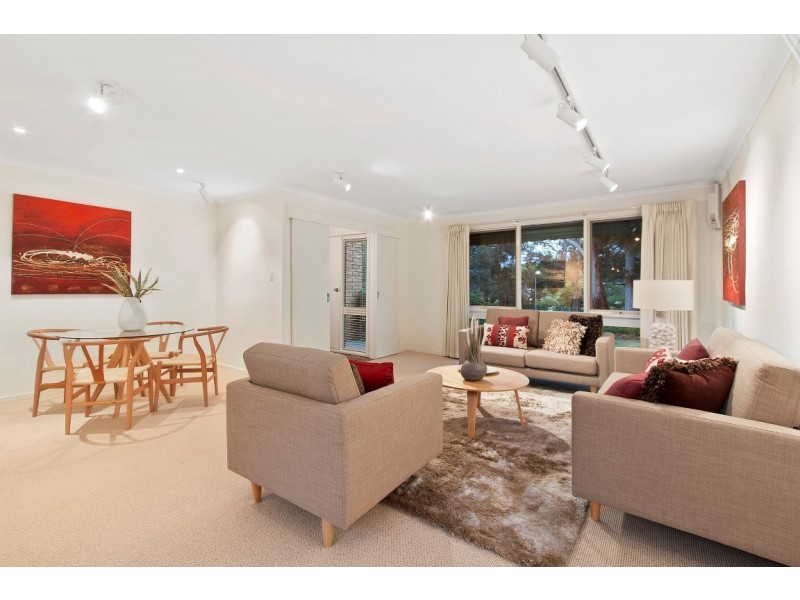 16 Mannix Square, Wantirna VIC 3152