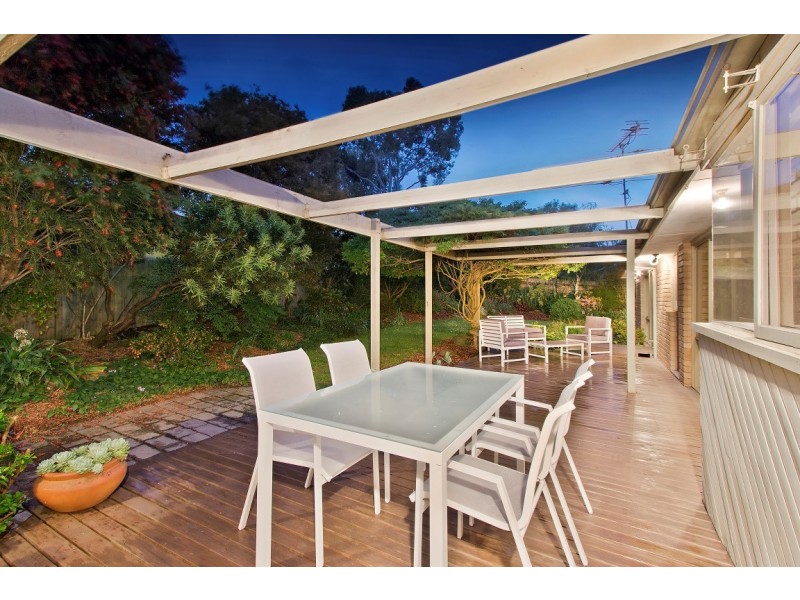 16 Mannix Square, Wantirna VIC 3152