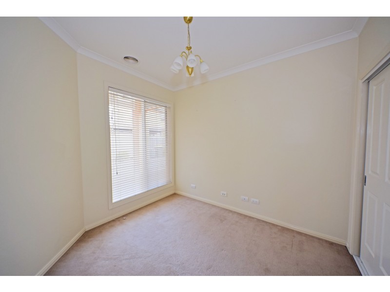 2/1A Barry Road, Burwood East VIC 3151