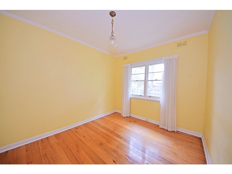 32 Sherwood Road, Mount Waverley VIC 3149