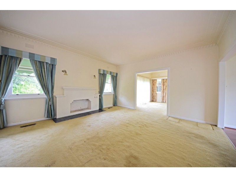 32 Sherwood Road, Mount Waverley VIC 3149