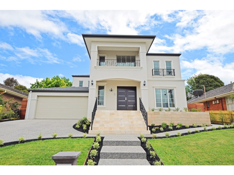 297 Gallaghers Road, Glen Waverley VIC 3150