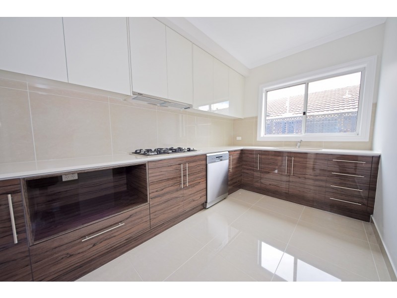 297 Gallaghers Road, Glen Waverley VIC 3150