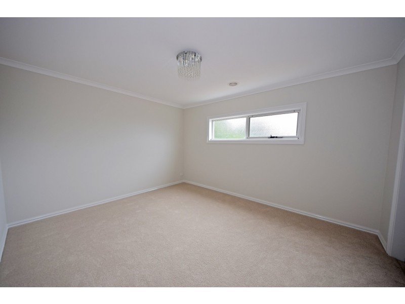 297 Gallaghers Road, Glen Waverley VIC 3150