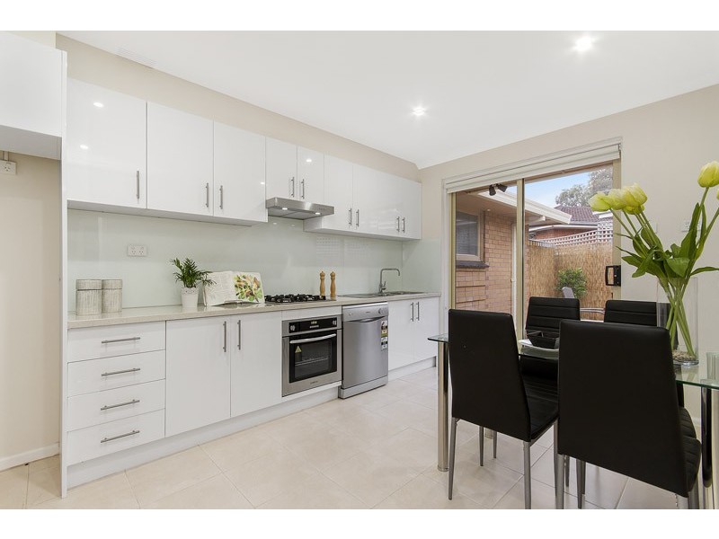 4/4 Batten Street, Glen Waverley VIC 3150