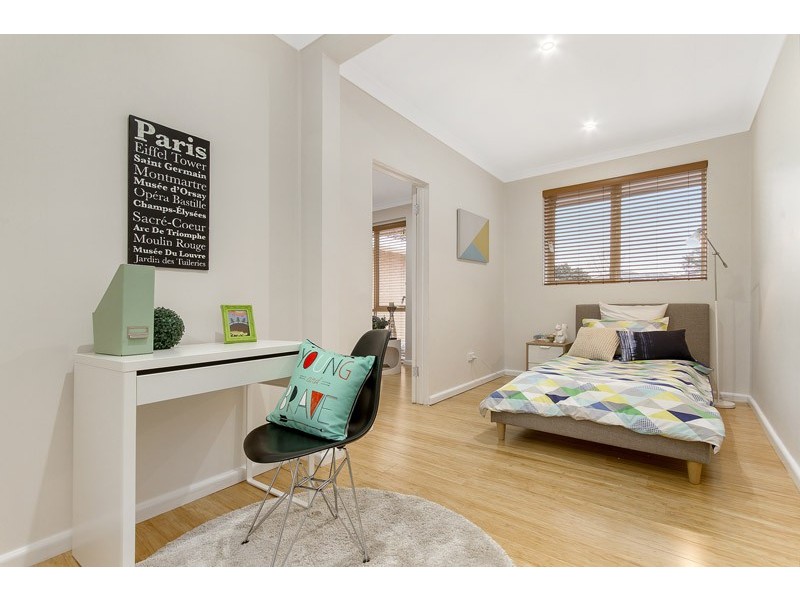 4/4 Batten Street, Glen Waverley VIC 3150