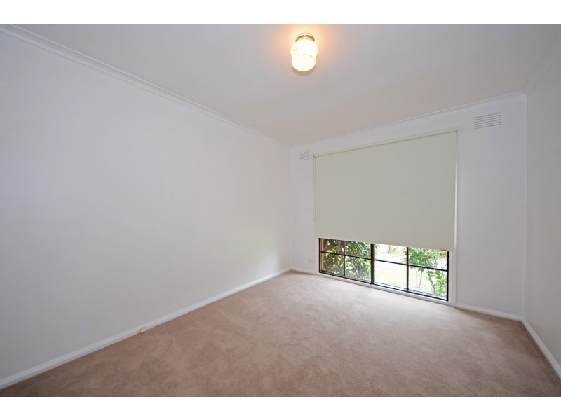 2/37 Bedford Road, Ringwood VIC 3134