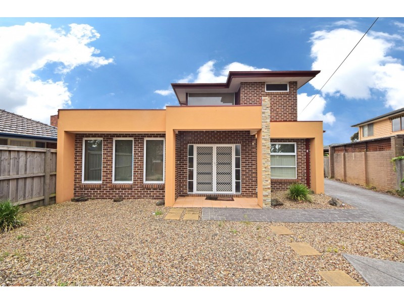 1/1A Barry Road, Burwood East VIC 3151