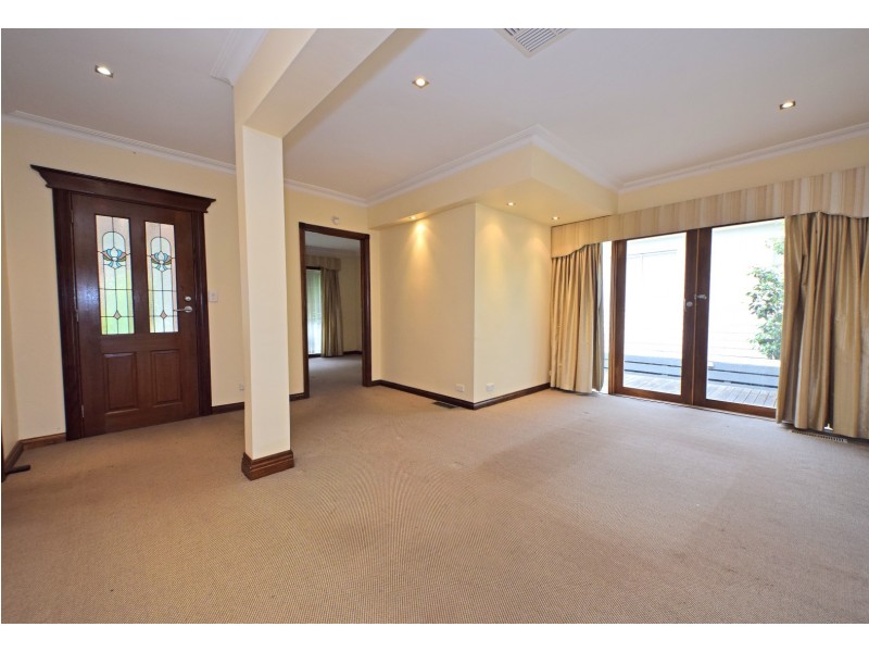 6 Tuhans Road, Mount Waverley VIC 3149