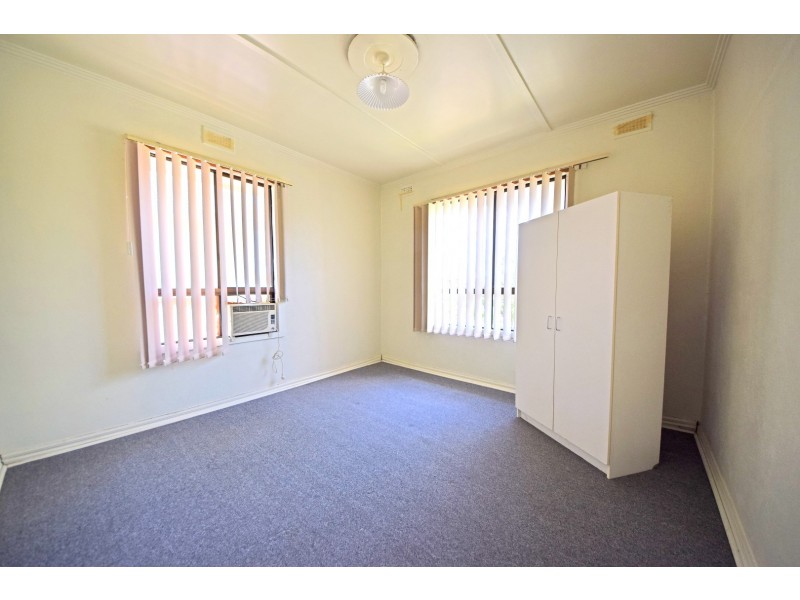 71 Benga Avenue, Dandenong VIC 3175