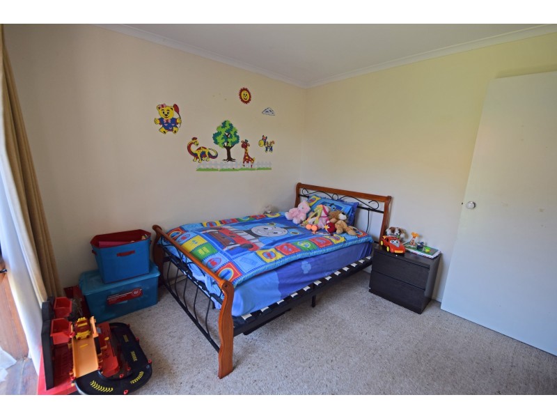 4 Camelot Drive, Glen Waverley VIC 3150