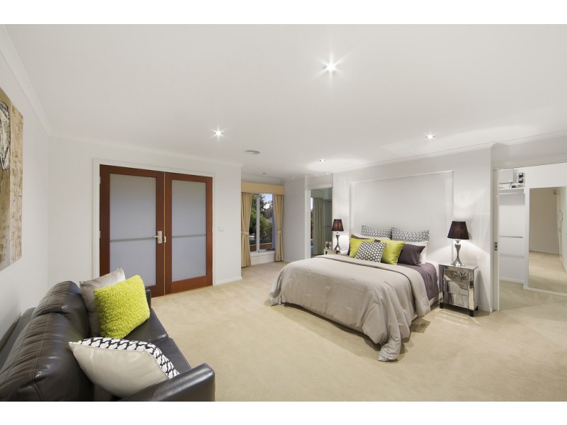 11 Olympic Court, Glen Waverley VIC 3150