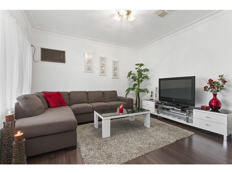 32 Thomas Street, Noble Park VIC 3174