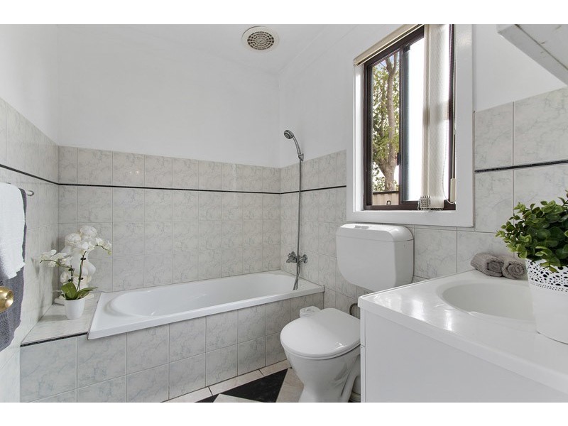 32 Thomas Street, Noble Park VIC 3174