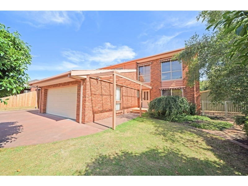 17 Mead Court, Wantirna South VIC 3152