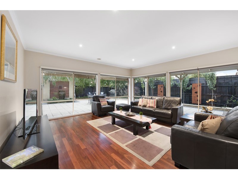 77 Hilton Street, Mount Waverley VIC 3149