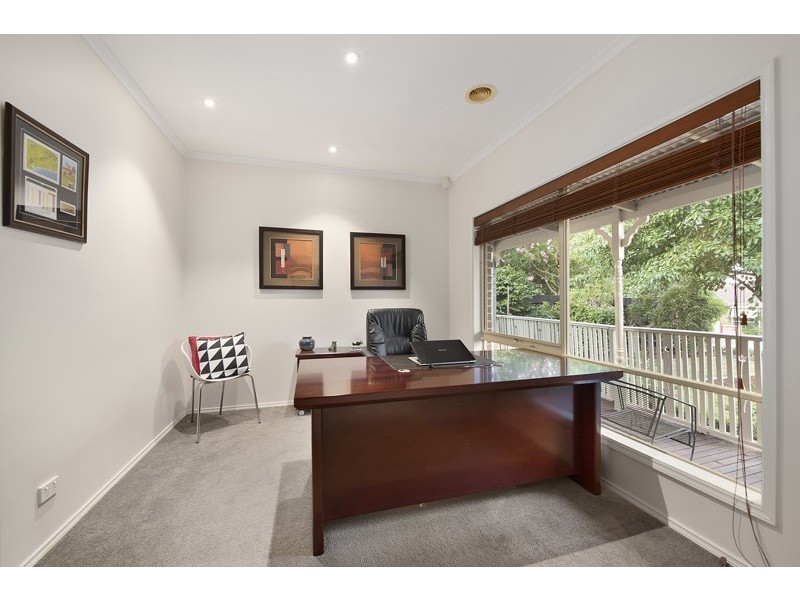 77 Hilton Street, Mount Waverley VIC 3149